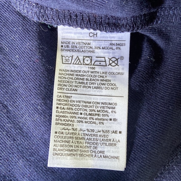 $1 - Old Navy Long Sleeve Top - Picture 3 of 6